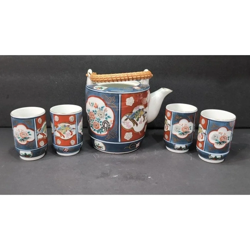 Old Gorgeous Imari Japan Teapot‎ and Four Teacups, No Lid, Vintage Pottery Set